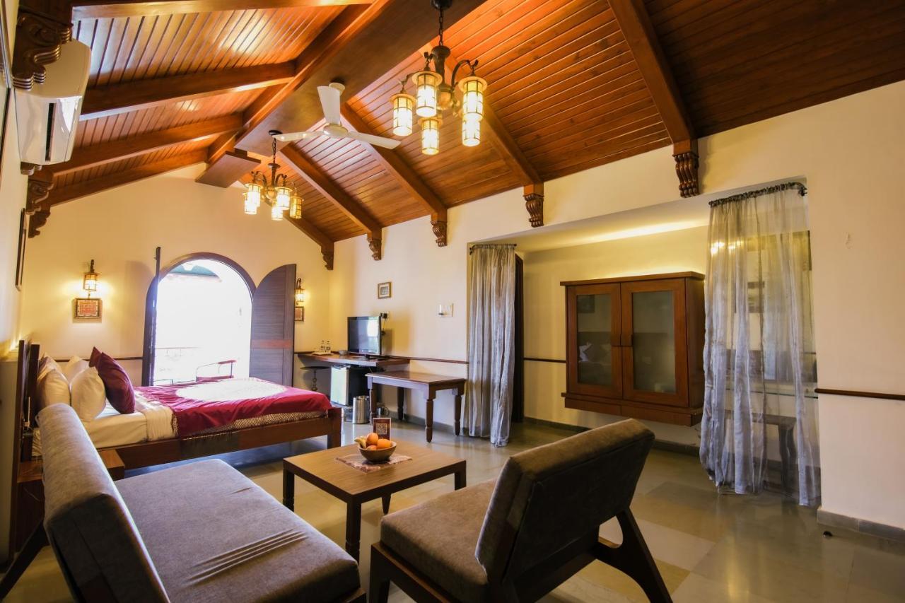 Heritage Khirasara Palace Rajkot Buitenkant foto