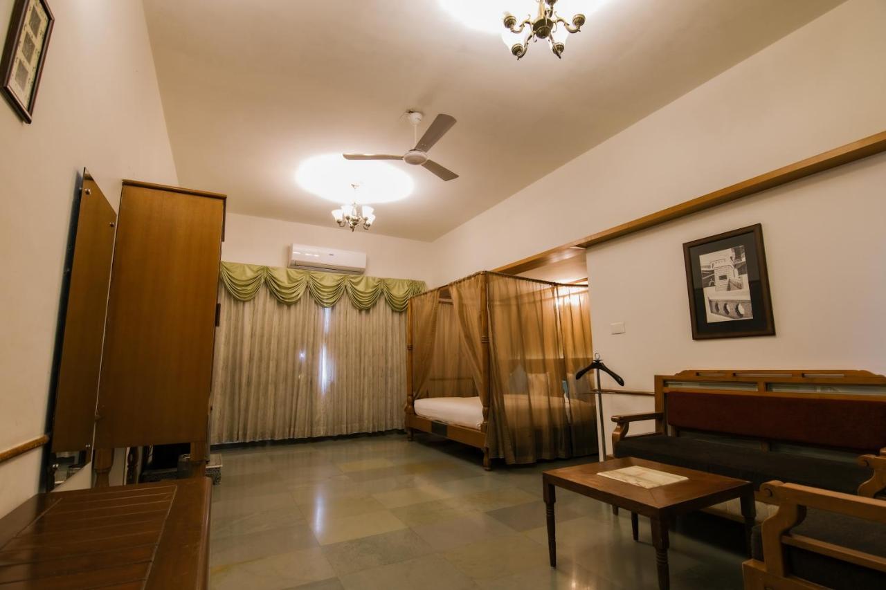 Heritage Khirasara Palace Rajkot Buitenkant foto