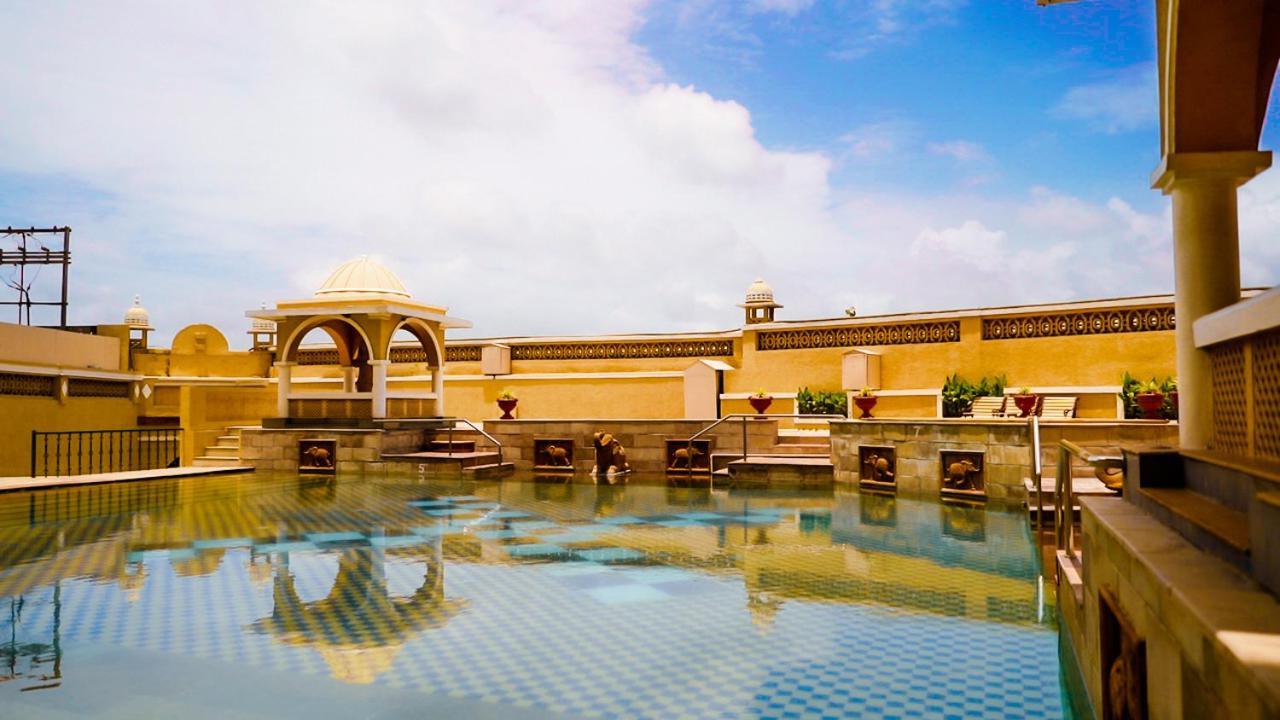 Heritage Khirasara Palace Rajkot Buitenkant foto