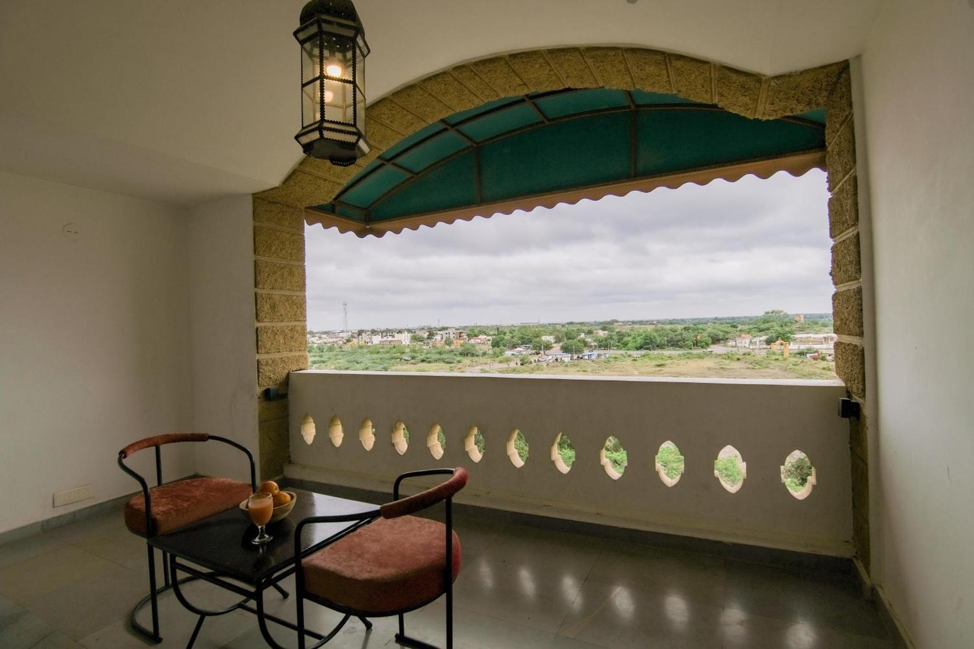 Heritage Khirasara Palace Rajkot Buitenkant foto
