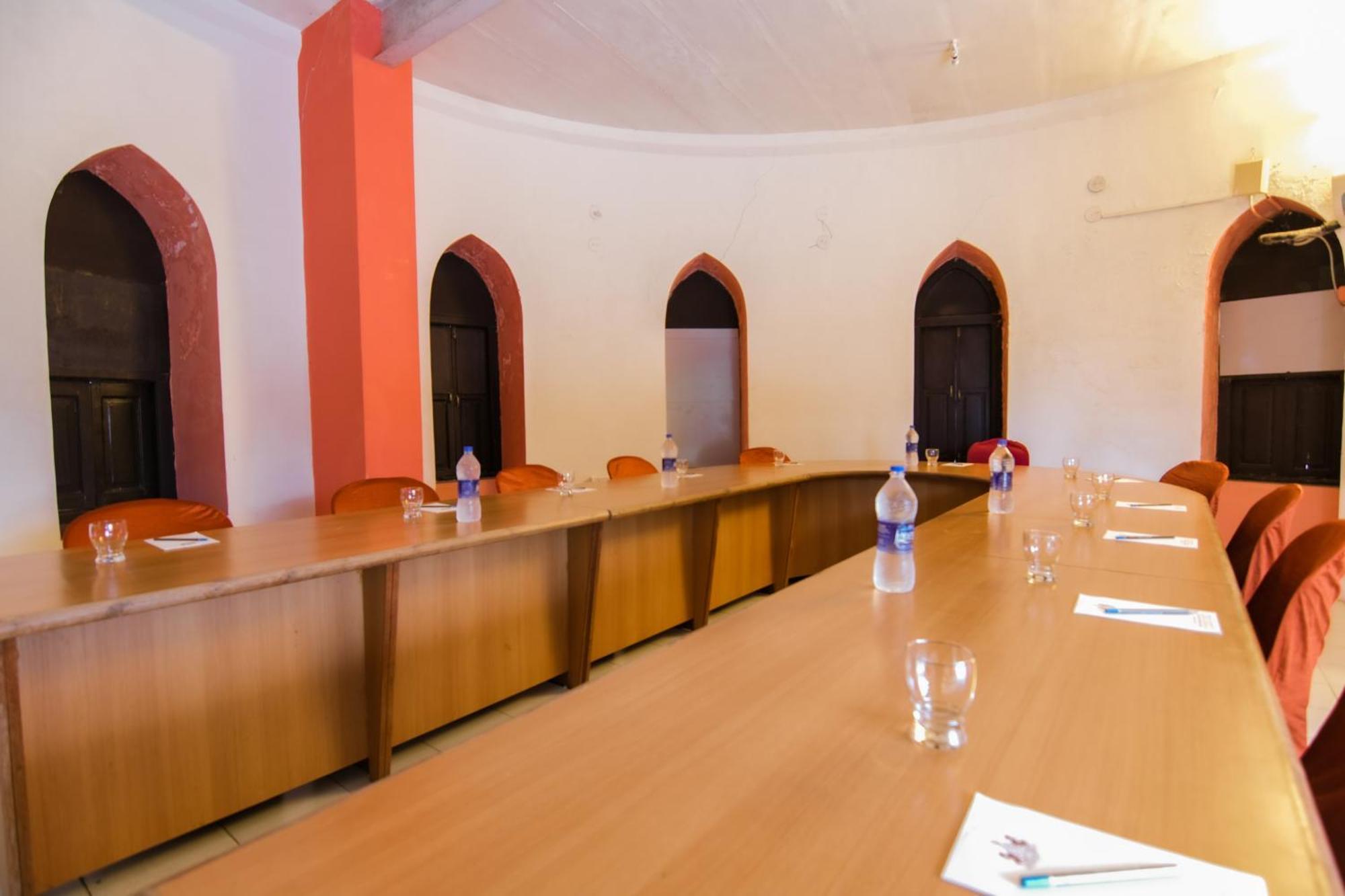 Heritage Khirasara Palace Rajkot Buitenkant foto